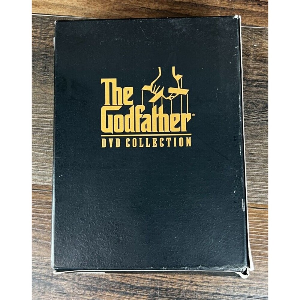 The Godfather DVD Collection Part 1-3 & Bonus Materials (5 DVD Set) - Picture 8 of 10